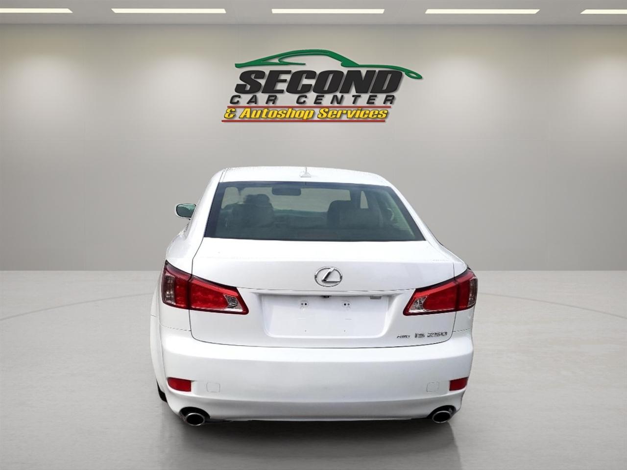 Lexus IS 250 4dr Sport Sdn Auto AWD 2012