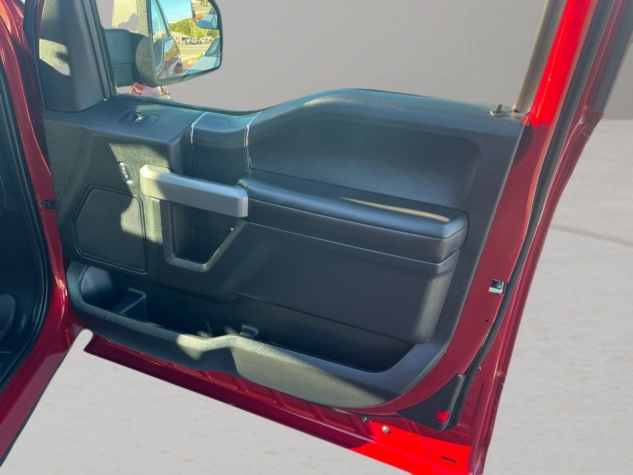 Ford F-150 XLT 4WD 2018