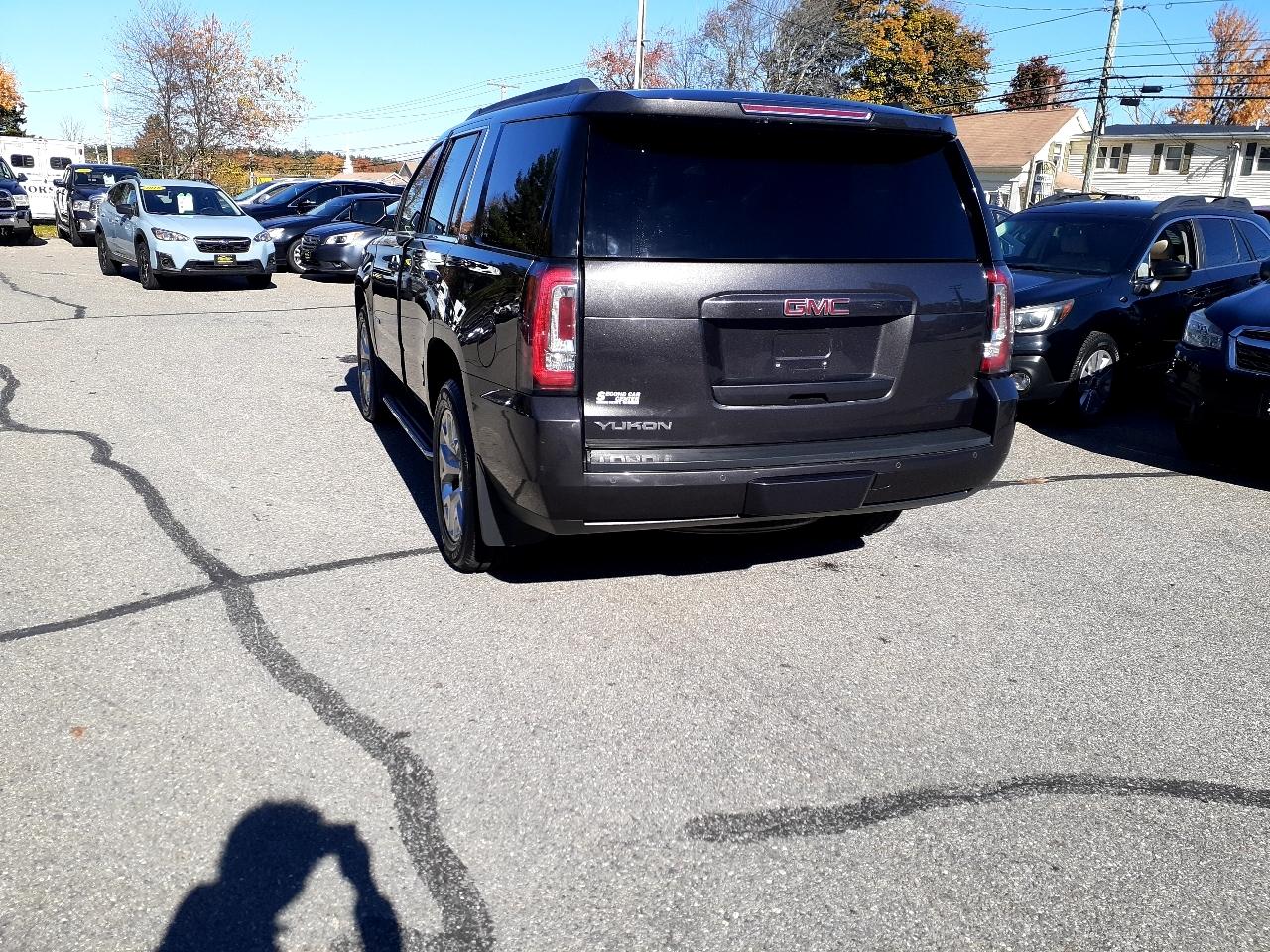 GMC Yukon 4WD 4dr SLE 2018