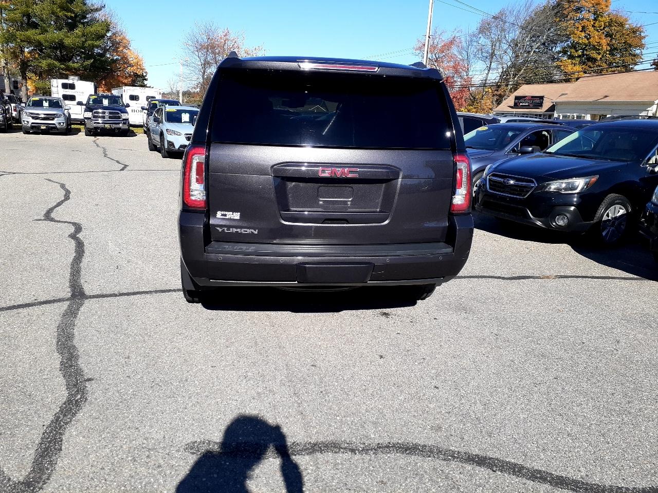 GMC Yukon 4WD 4dr SLE 2018
