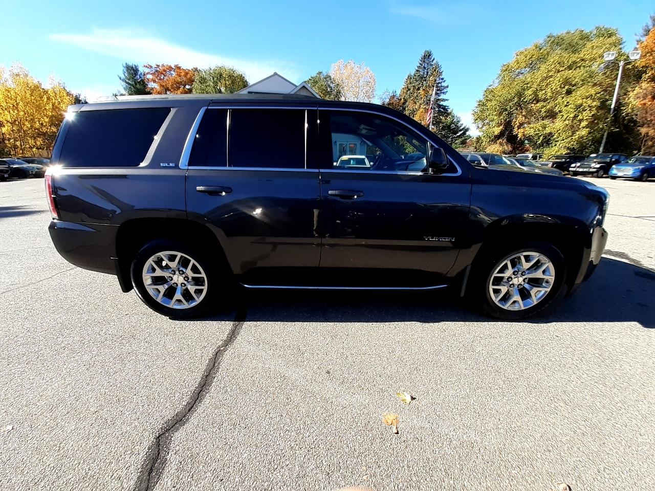 GMC Yukon 4WD 4dr SLE 2018