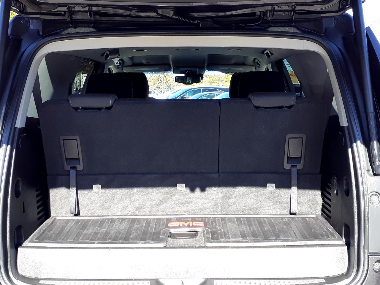 GMC Yukon 4WD 4dr SLE 2018