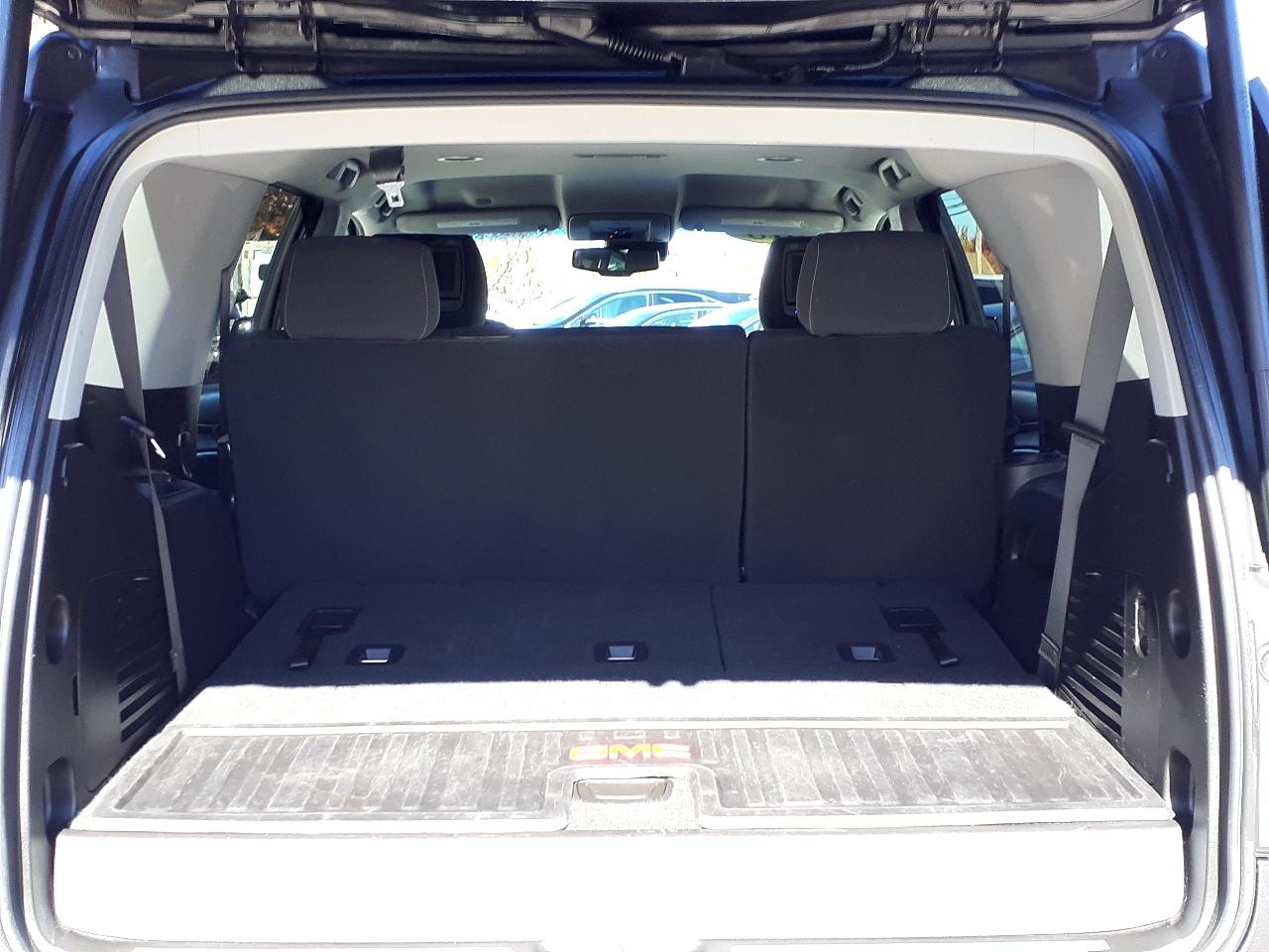 GMC Yukon 4WD 4dr SLE 2018