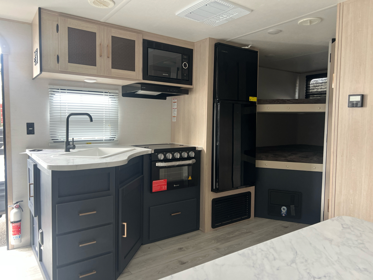 Avenger Travel Trailer  2024