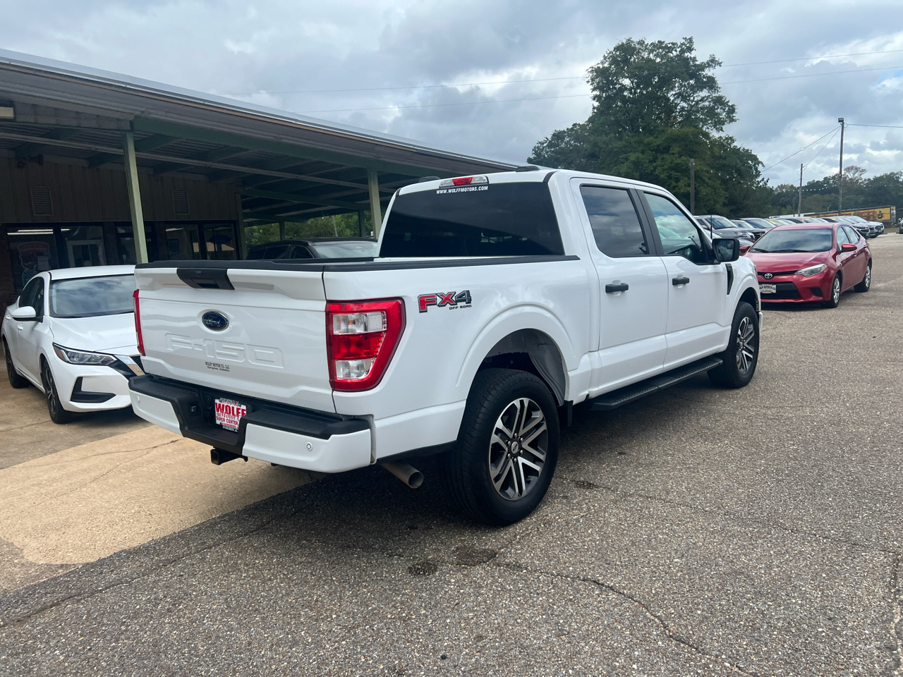 2023 Ford F-150 XL photo 2