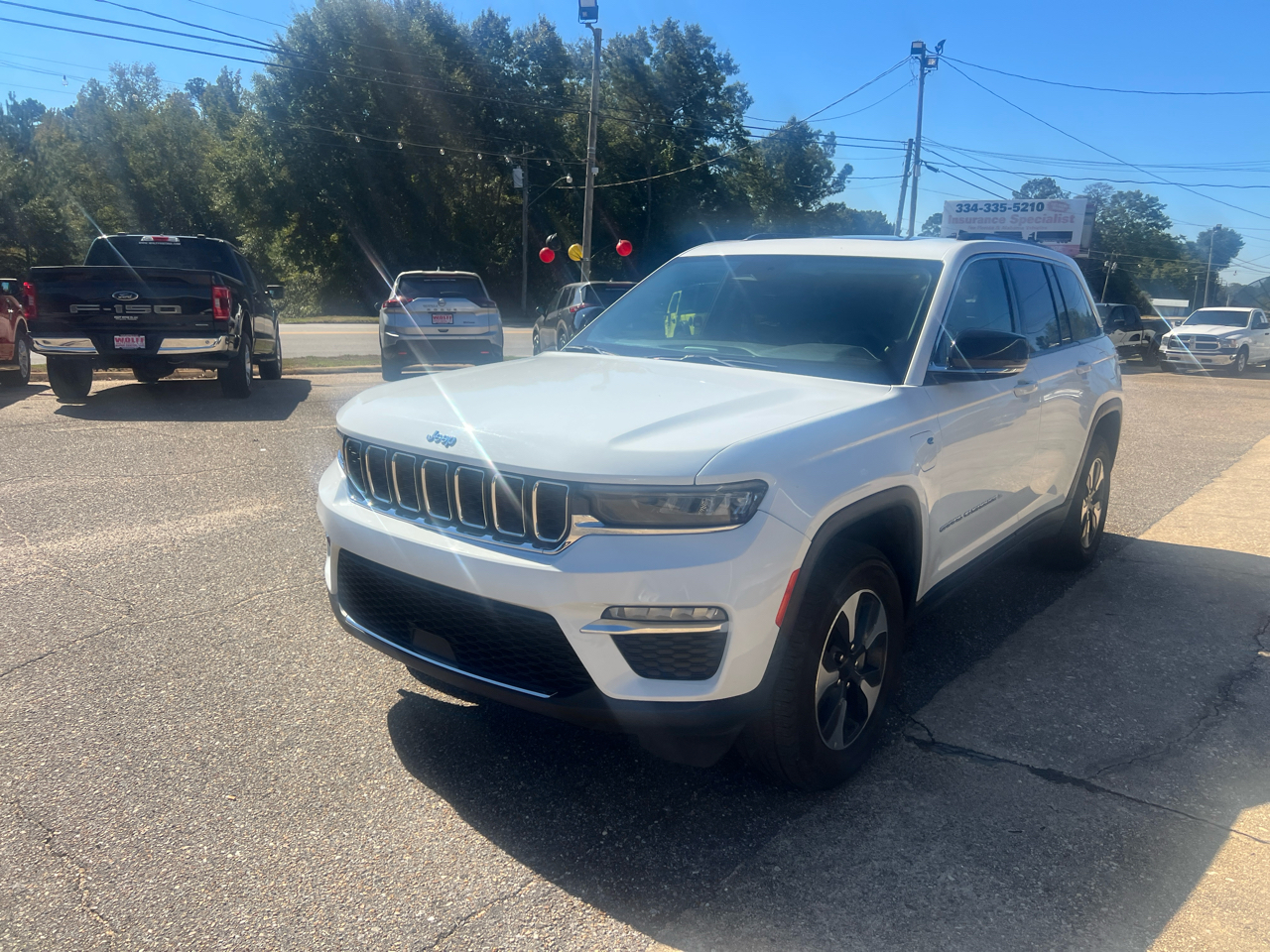 Jeep Grand Cherokee 4xe 4x4 2024 Jeep Grand Cherokee 4xe 4x4 2024