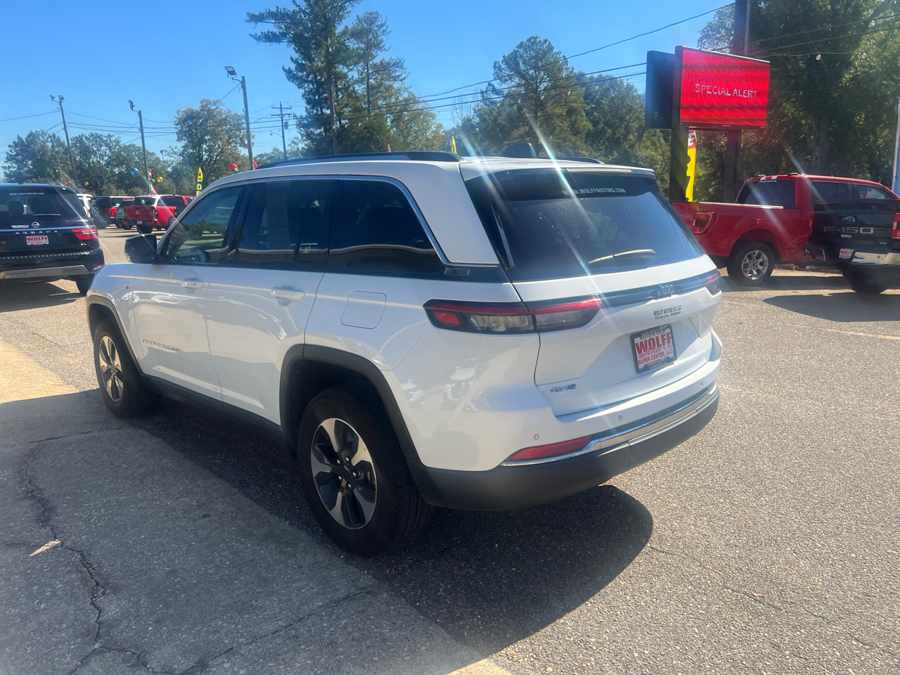 Jeep Grand Cherokee 4xe 4x4 2024 Jeep Grand Cherokee 4xe 4x4 2024