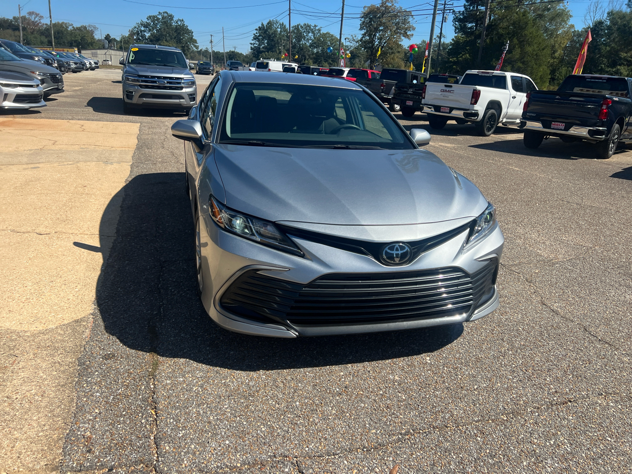 Toyota Camry LE Auto (Natl) 2024 Toyota Camry LE Auto (Natl) 2024