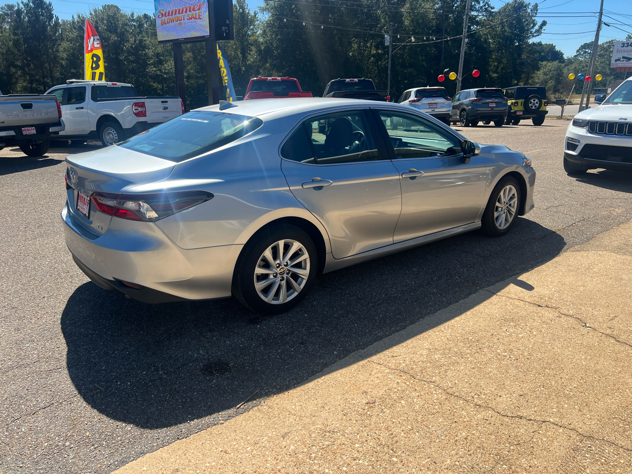 Toyota Camry LE Auto (Natl) 2024 Toyota Camry LE Auto (Natl) 2024