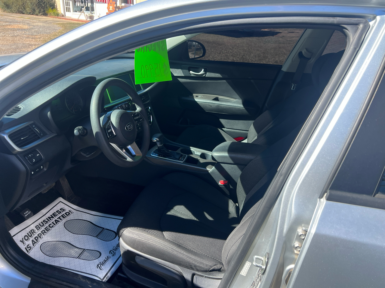 2020 Kia Optima LX SE photo 2