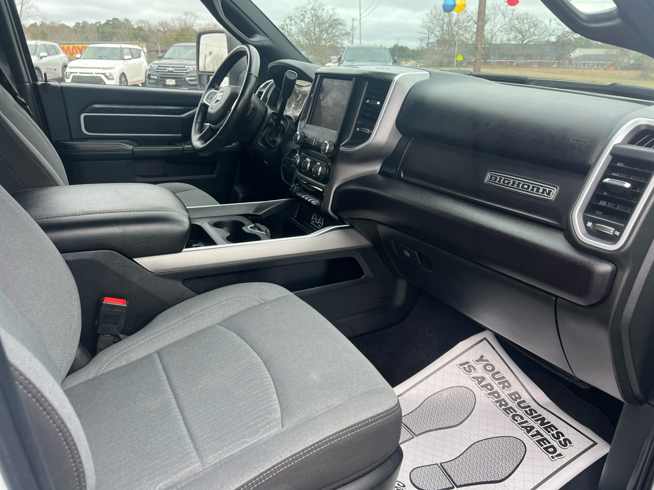 RAM 2500 Big Horn 4x4 Crew Cab 6'4" Box 2024