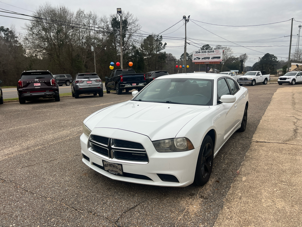 Dodge Charger 4dr Sdn SE RWD 2011