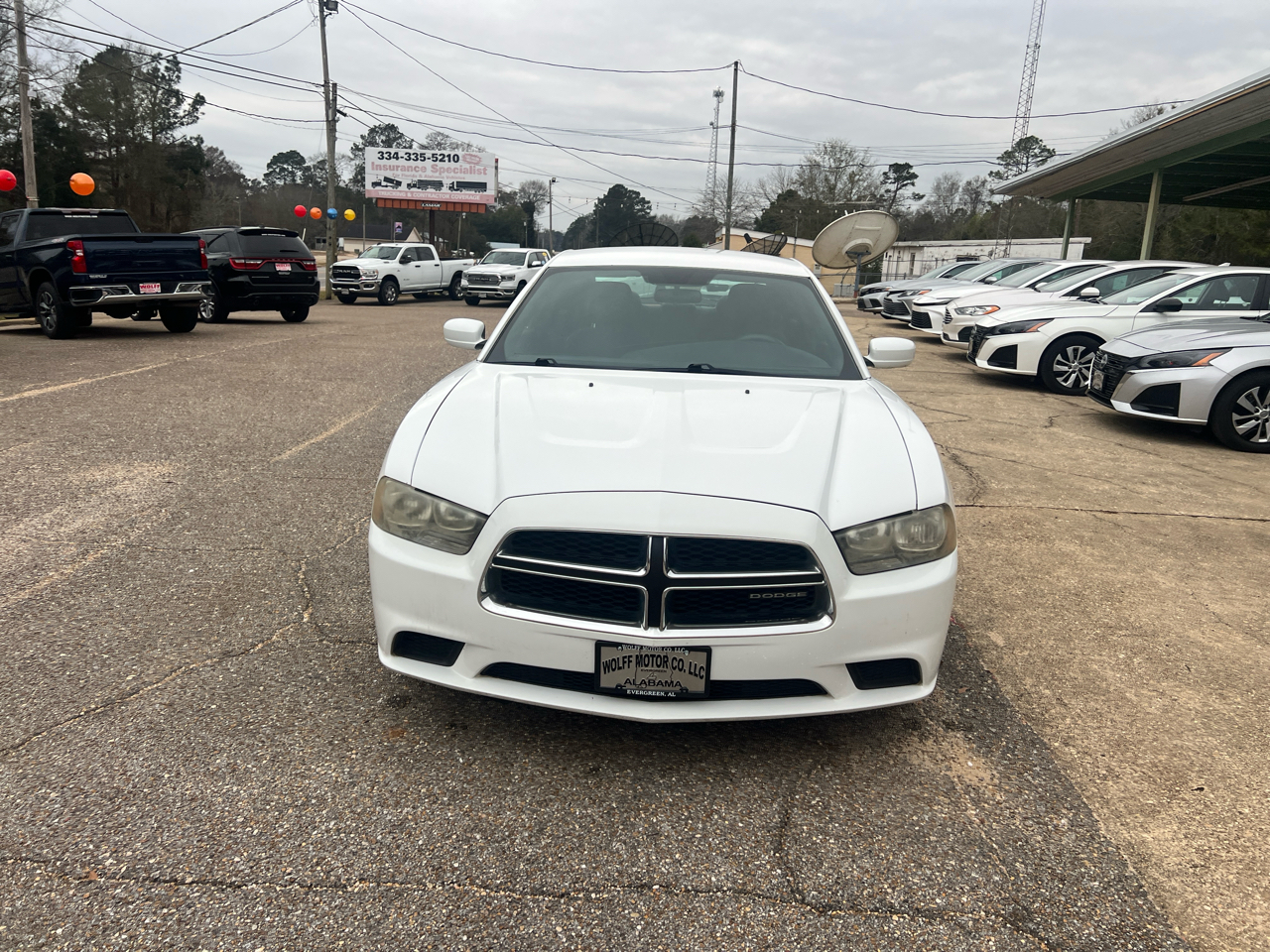 Dodge Charger 4dr Sdn SE RWD 2011