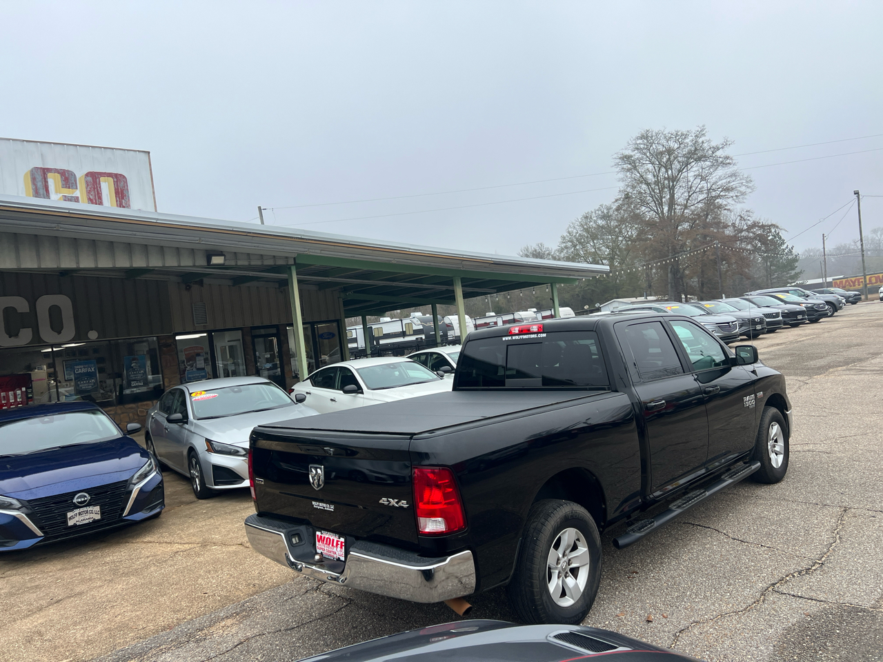 RAM 1500 Classic SLT 4x4 Crew Cab 6'4" Box 2019