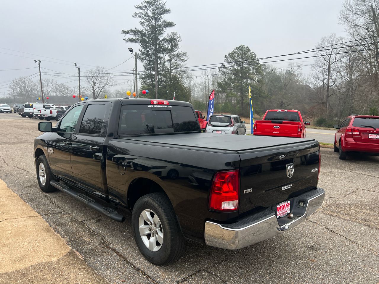 RAM 1500 Classic SLT 4x4 Crew Cab 6'4" Box 2019