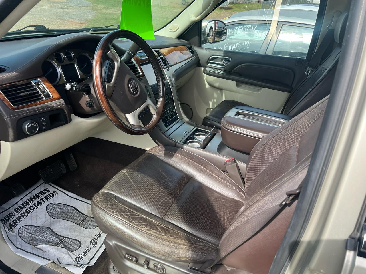 Cadillac Escalade AWD 4dr Platinum 2014