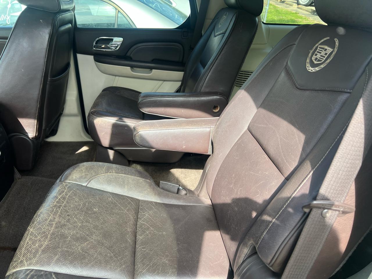 Cadillac Escalade AWD 4dr Platinum 2014