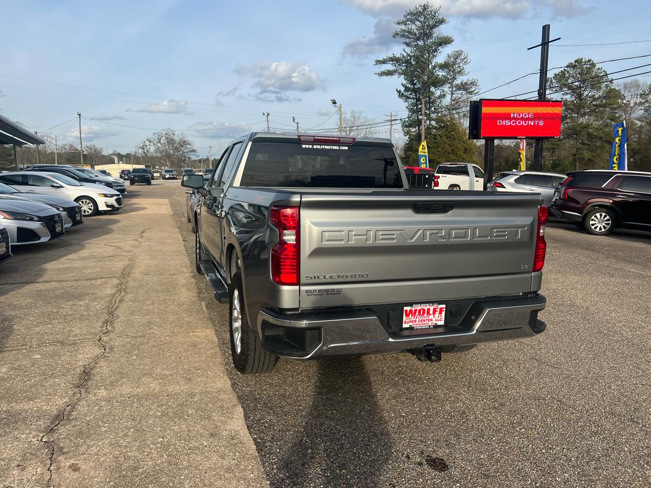 Chevrolet Silverado 1500 4WD Crew Cab 147" LT w/2FL 2023