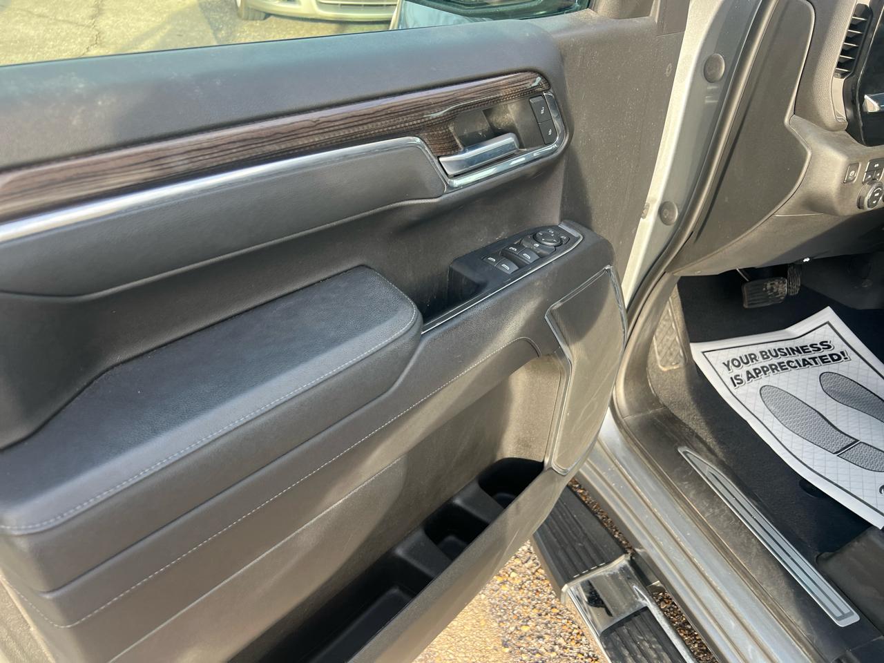 Chevrolet Silverado 1500 4WD Crew Cab 147" LT w/2FL 2023