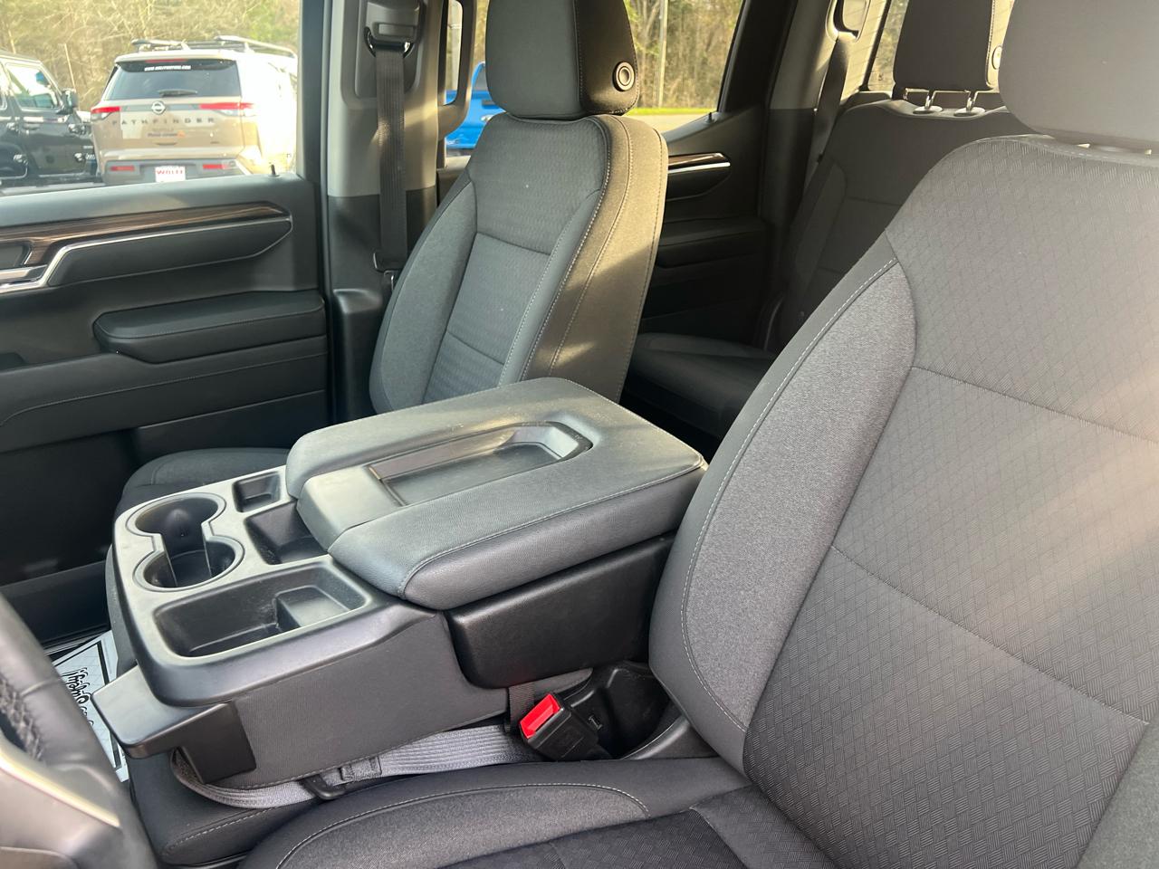 Chevrolet Silverado 1500 4WD Crew Cab 147" LT w/2FL 2023