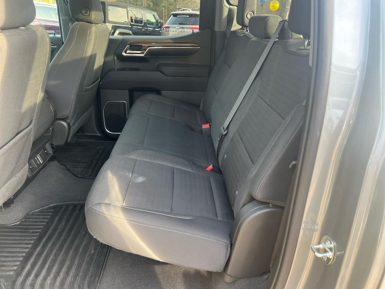 Chevrolet Silverado 1500 4WD Crew Cab 147" LT w/2FL 2023