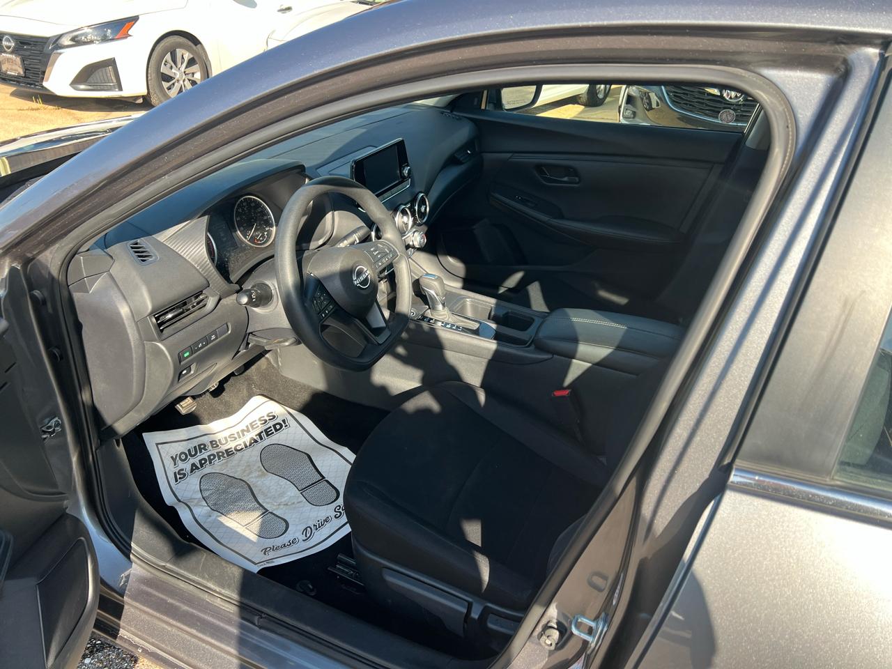 Nissan Sentra S CVT 2024