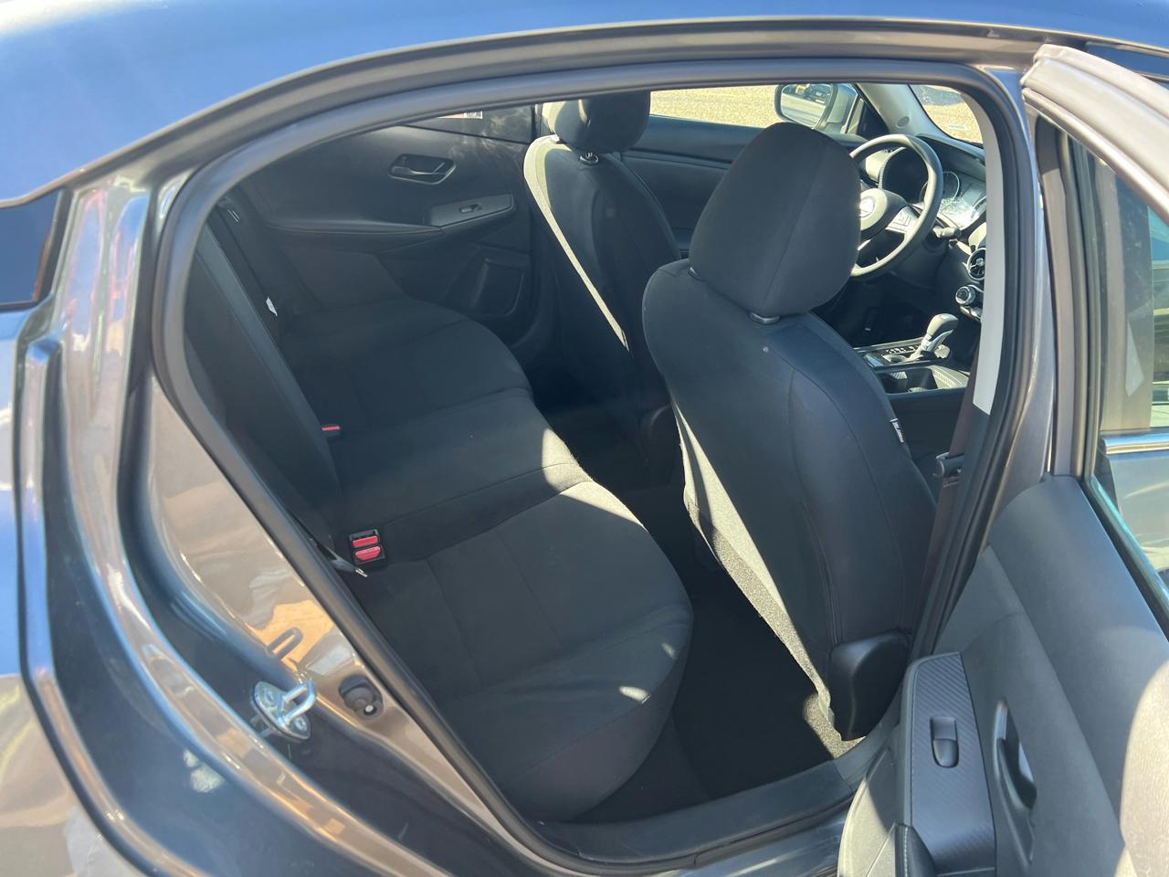 Nissan Sentra S CVT 2024