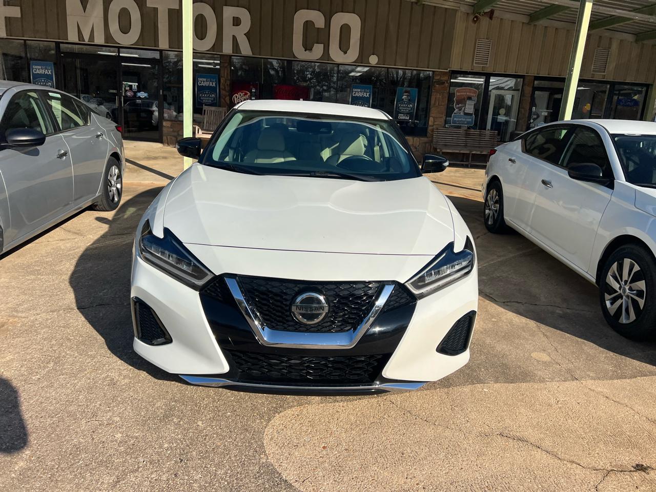 Nissan Maxima SV CVT 2022
