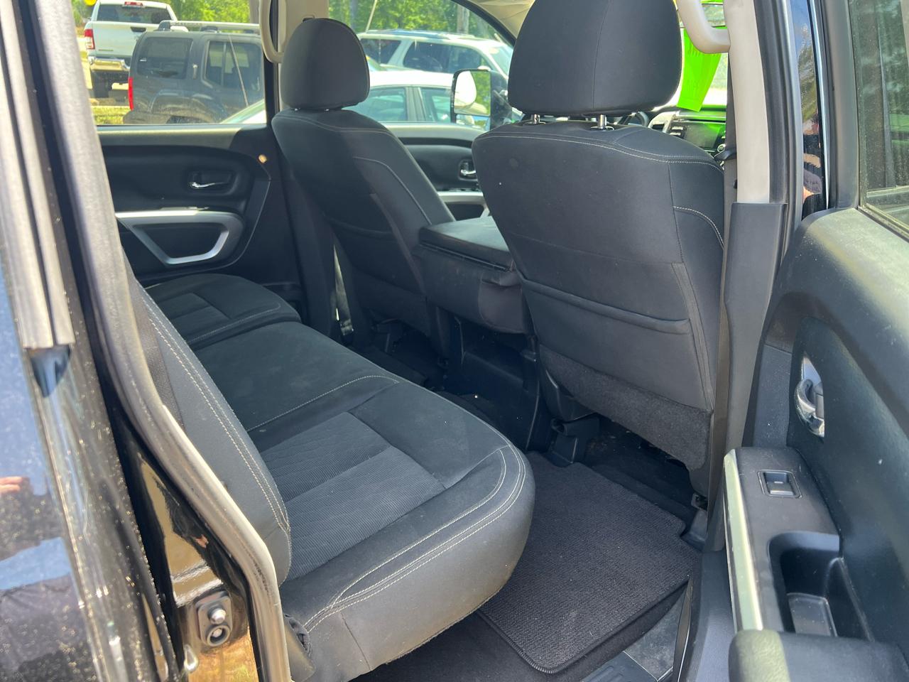 Nissan Titan XD 4x4 Diesel Crew Cab SV 2018