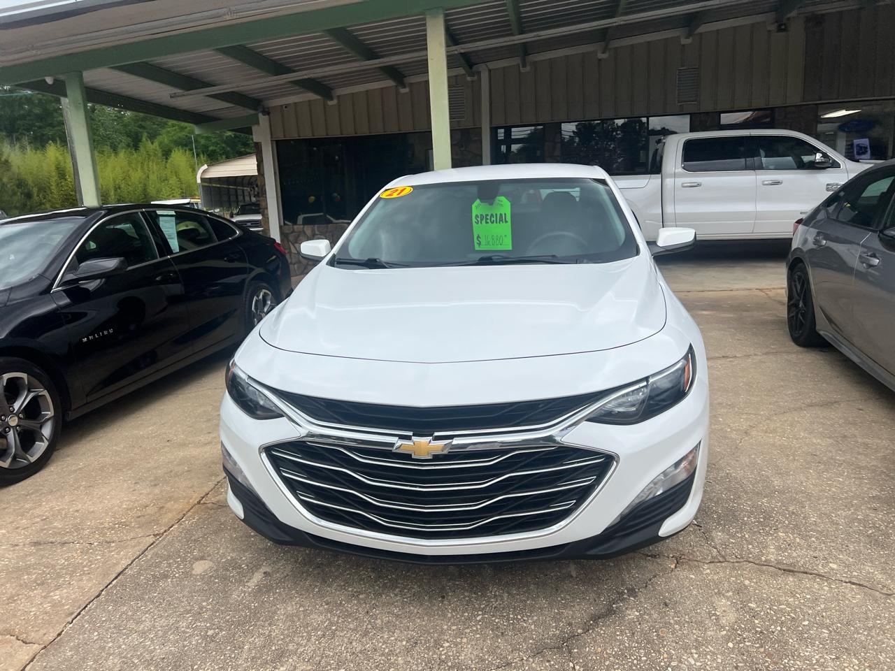 Chevrolet Malibu 4dr Sdn LT 2021