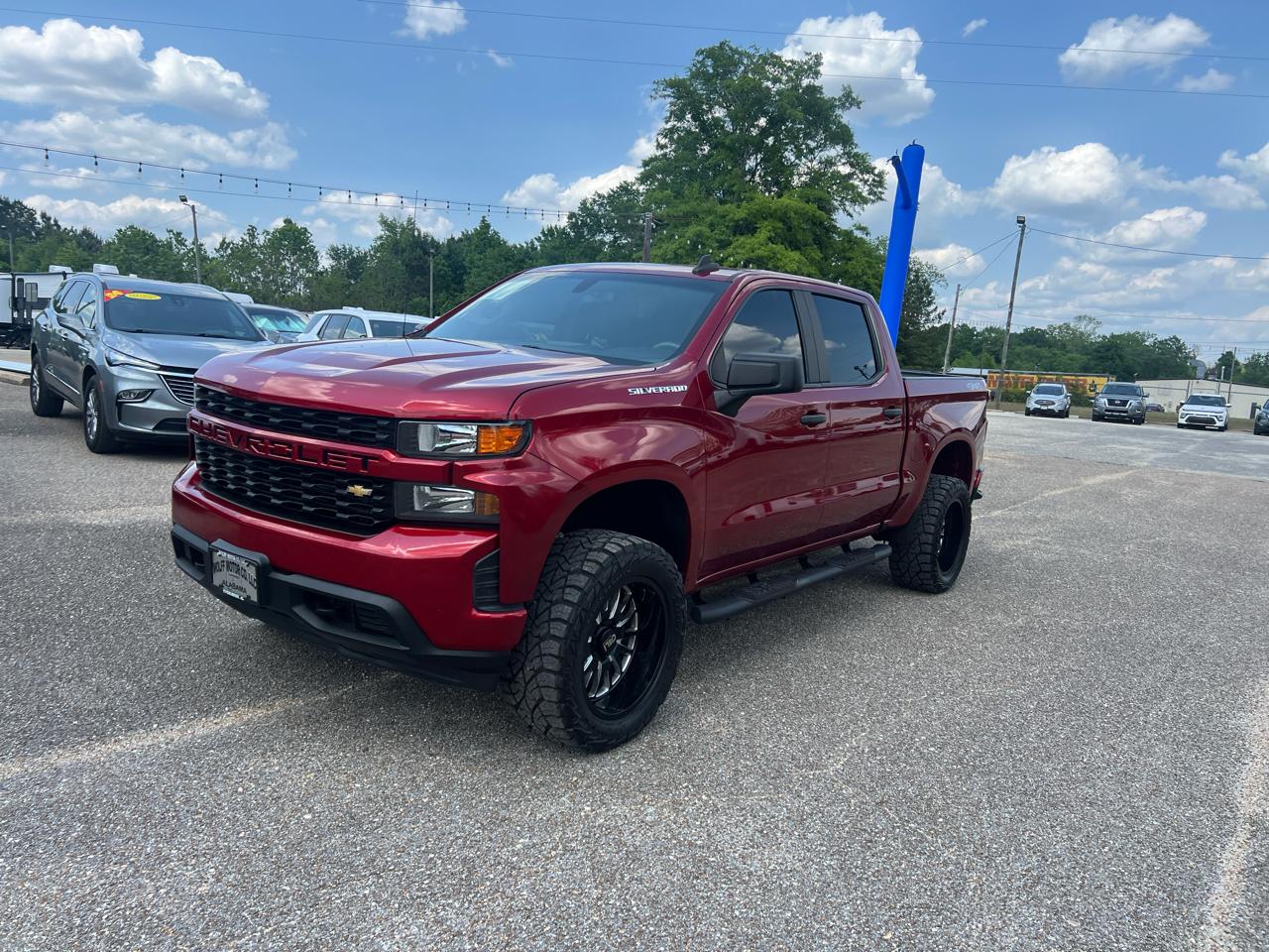 Chevrolet Silverado 1500 4WD Crew Cab 147" Custom 2021