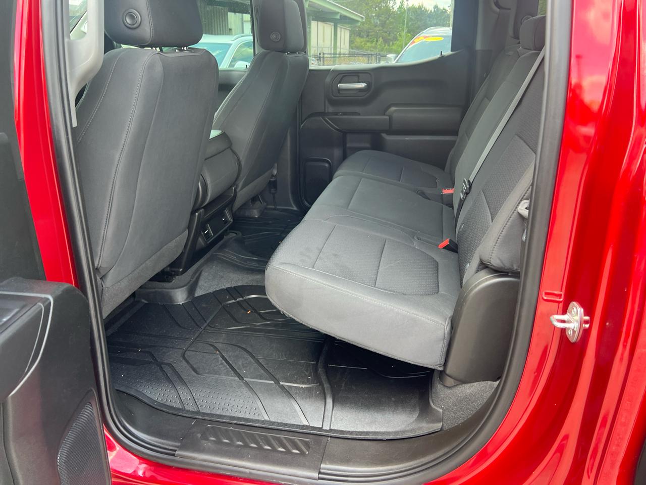 Chevrolet Silverado 1500 4WD Crew Cab 147" Custom 2021