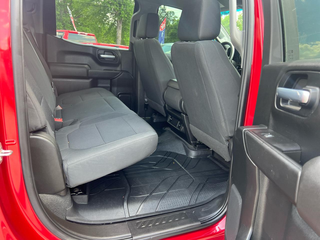 Chevrolet Silverado 1500 4WD Crew Cab 147" Custom 2021