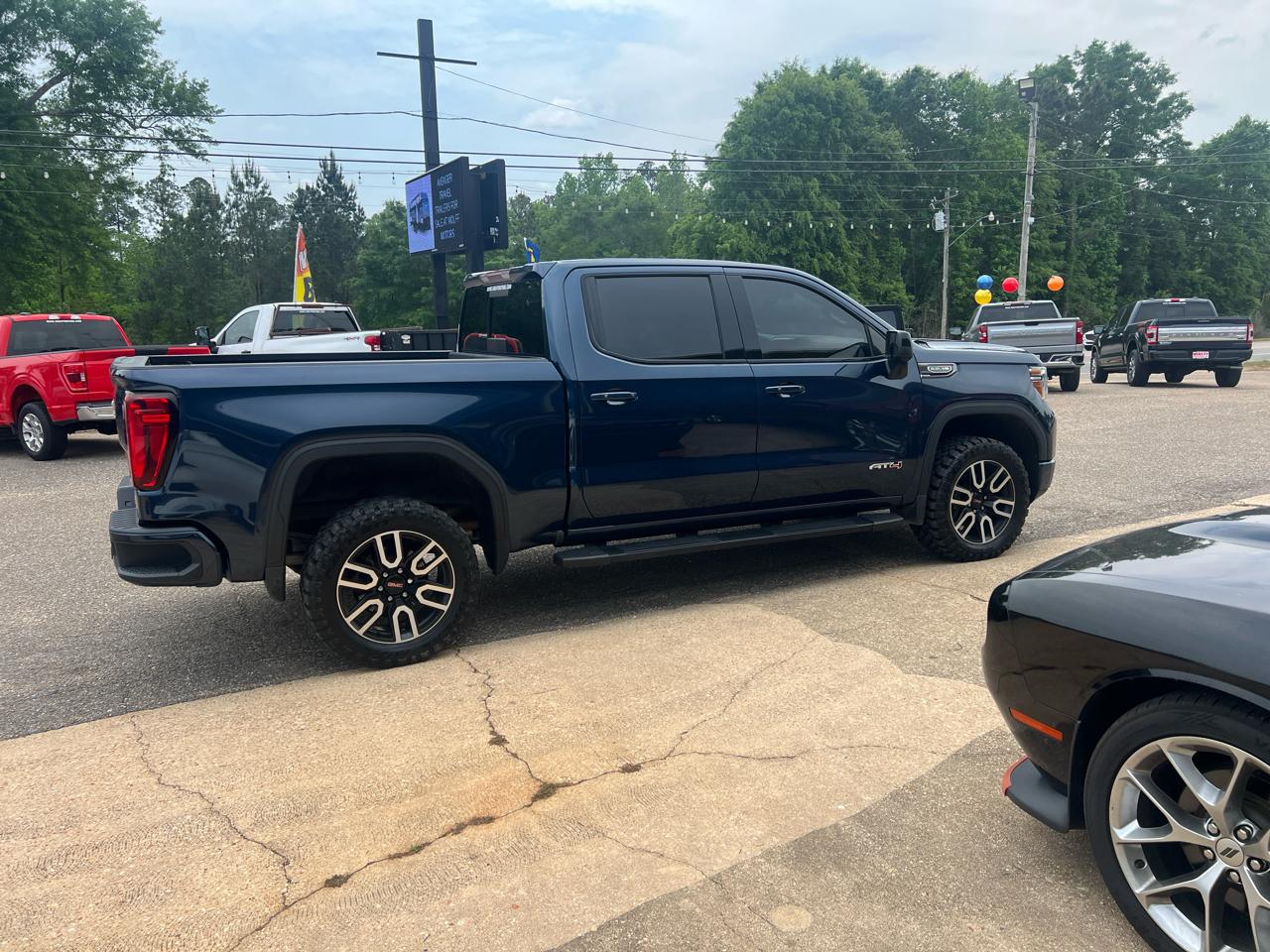 GMC Sierra 1500 4WD Crew Cab 147" AT4 2019