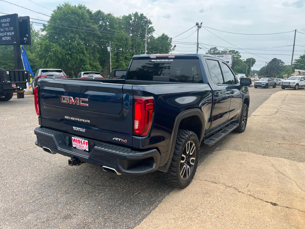 GMC Sierra 1500 4WD Crew Cab 147" AT4 2019