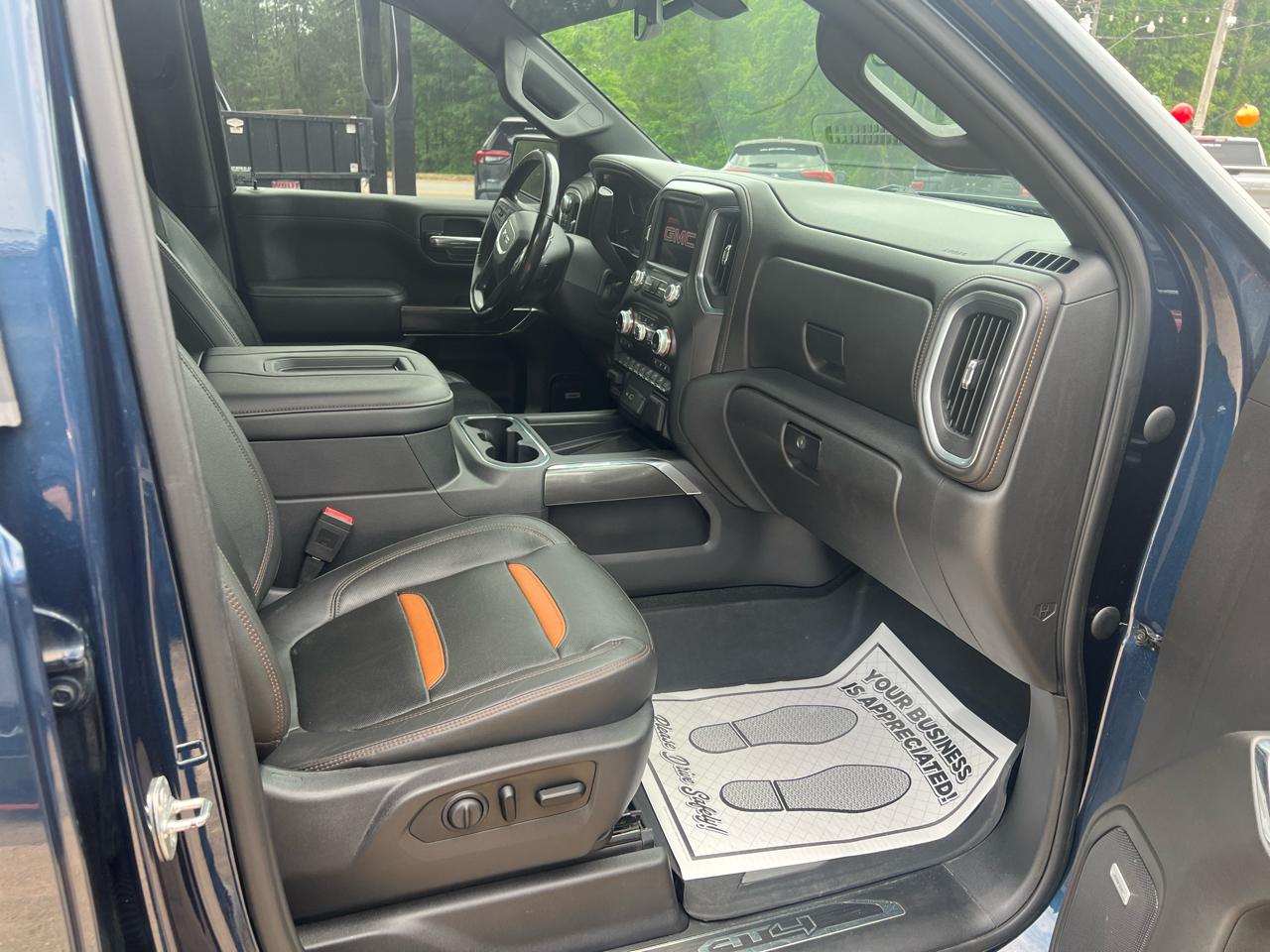 GMC Sierra 1500 4WD Crew Cab 147" AT4 2019