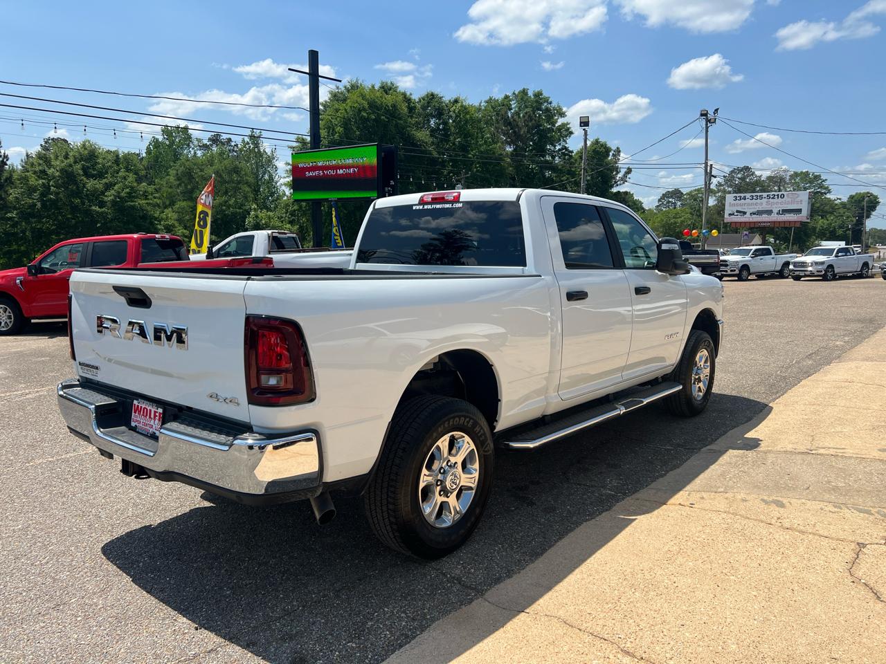 RAM 2500 Big Horn 4x4 Crew Cab 6'4" Box 2026