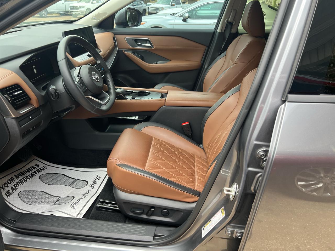 Nissan Rogue FWD Platinum 2024