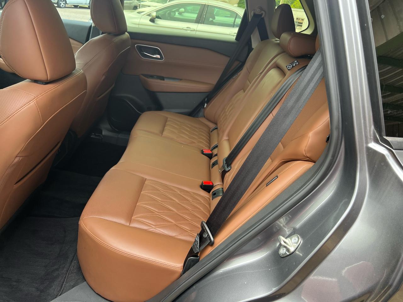 Nissan Rogue FWD Platinum 2024