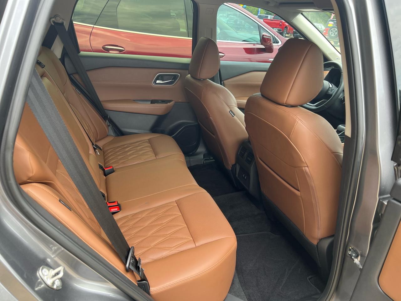 Nissan Rogue FWD Platinum 2024