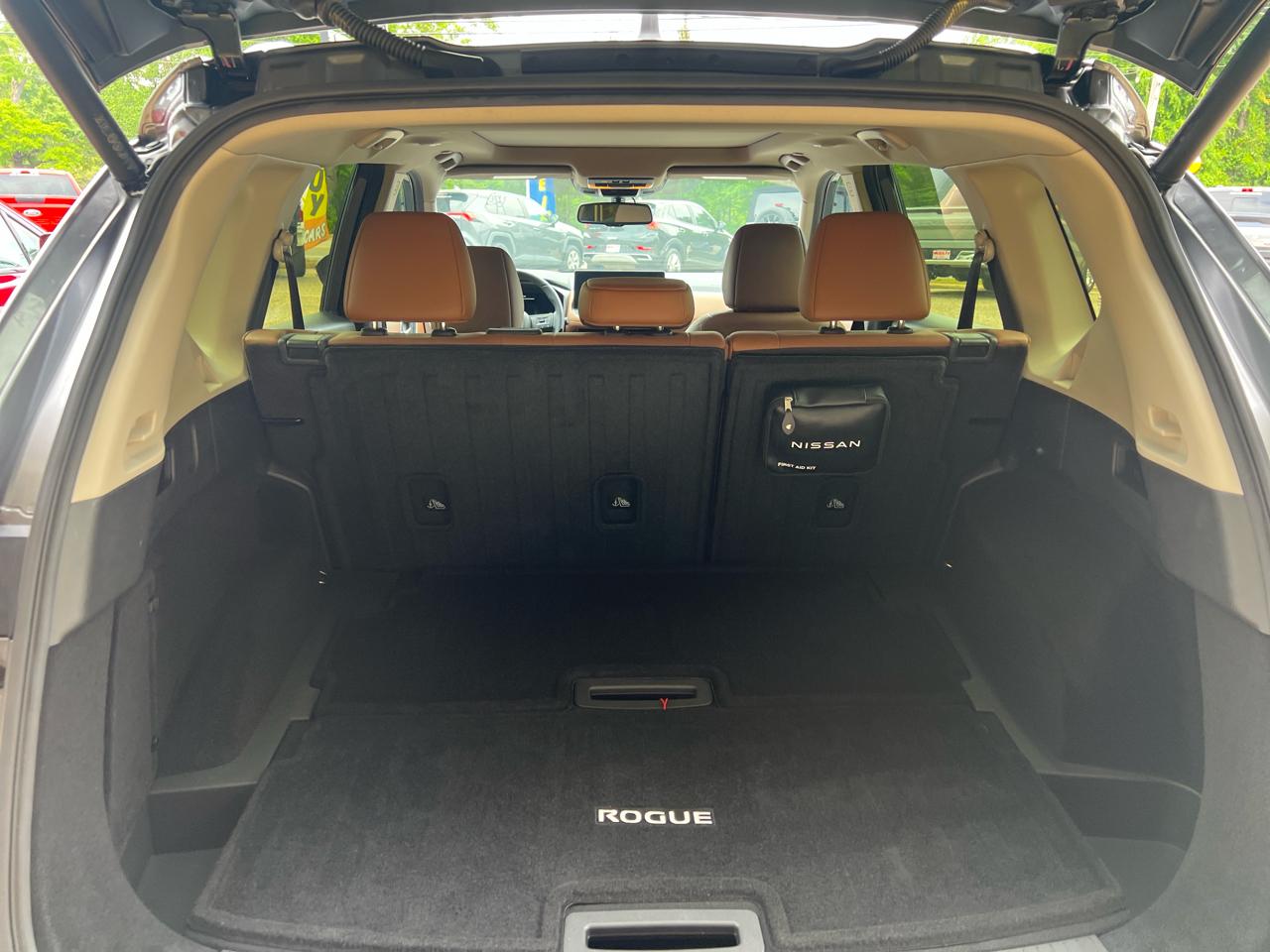 Nissan Rogue FWD Platinum 2024