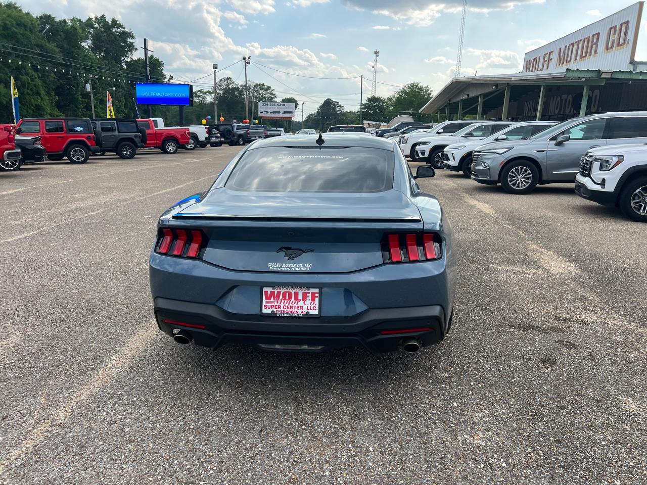 Ford Mustang EcoBoost Fastback 2025