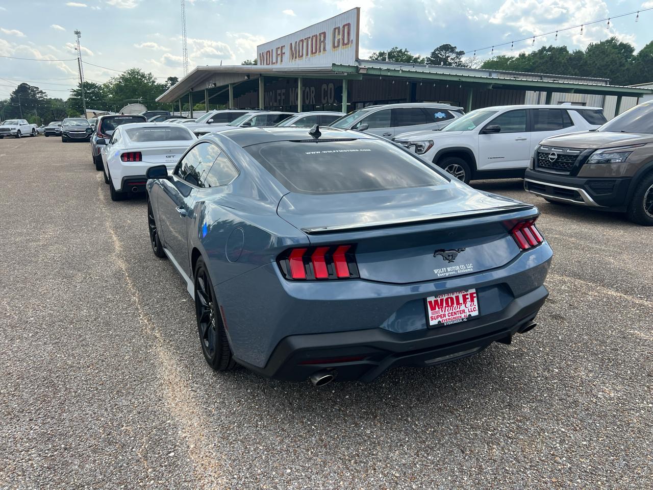 Ford Mustang EcoBoost Fastback 2025