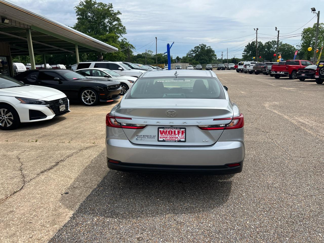 Toyota Camry XLE (Natl) 2025