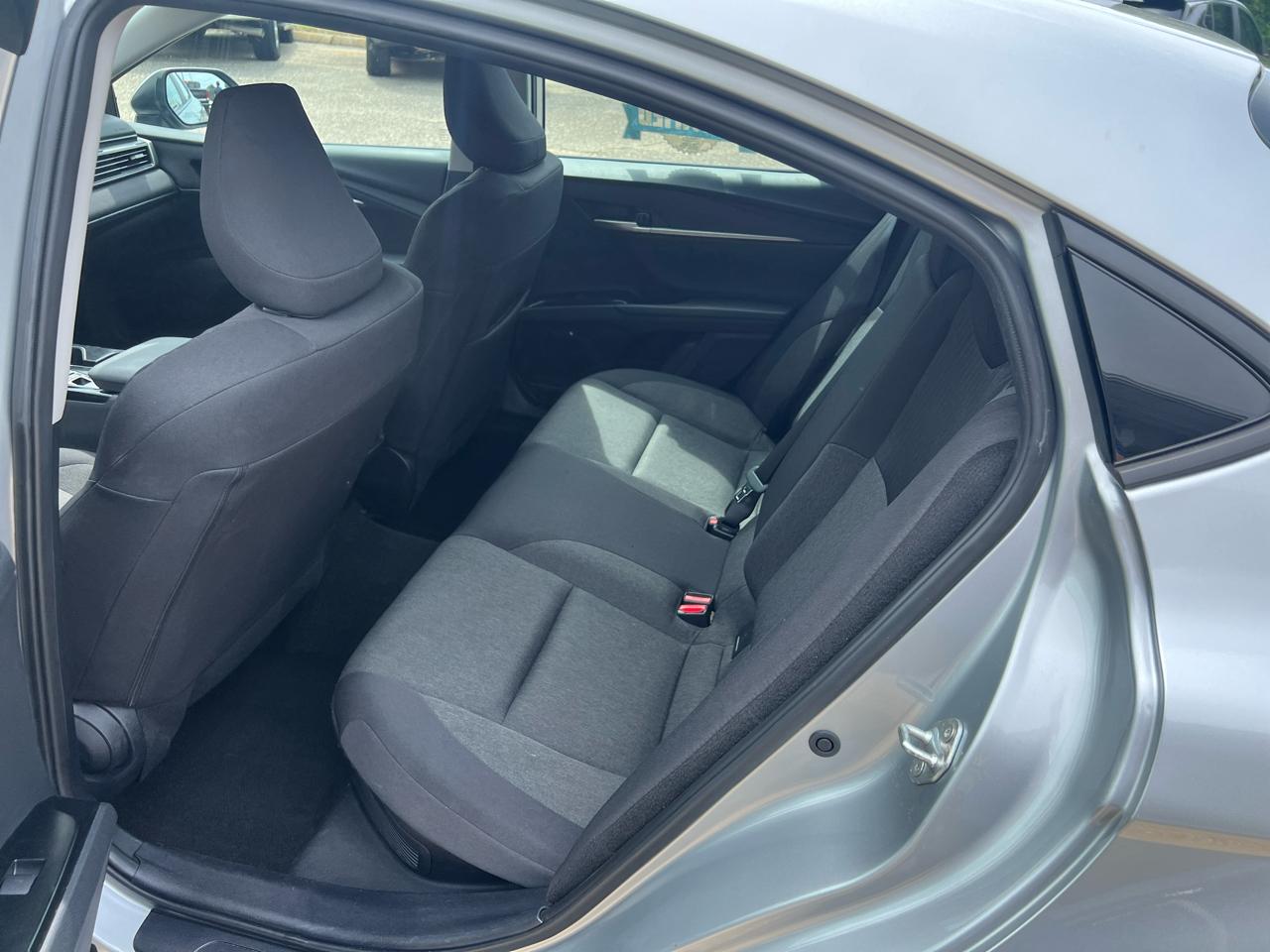 Toyota Camry XLE (Natl) 2025