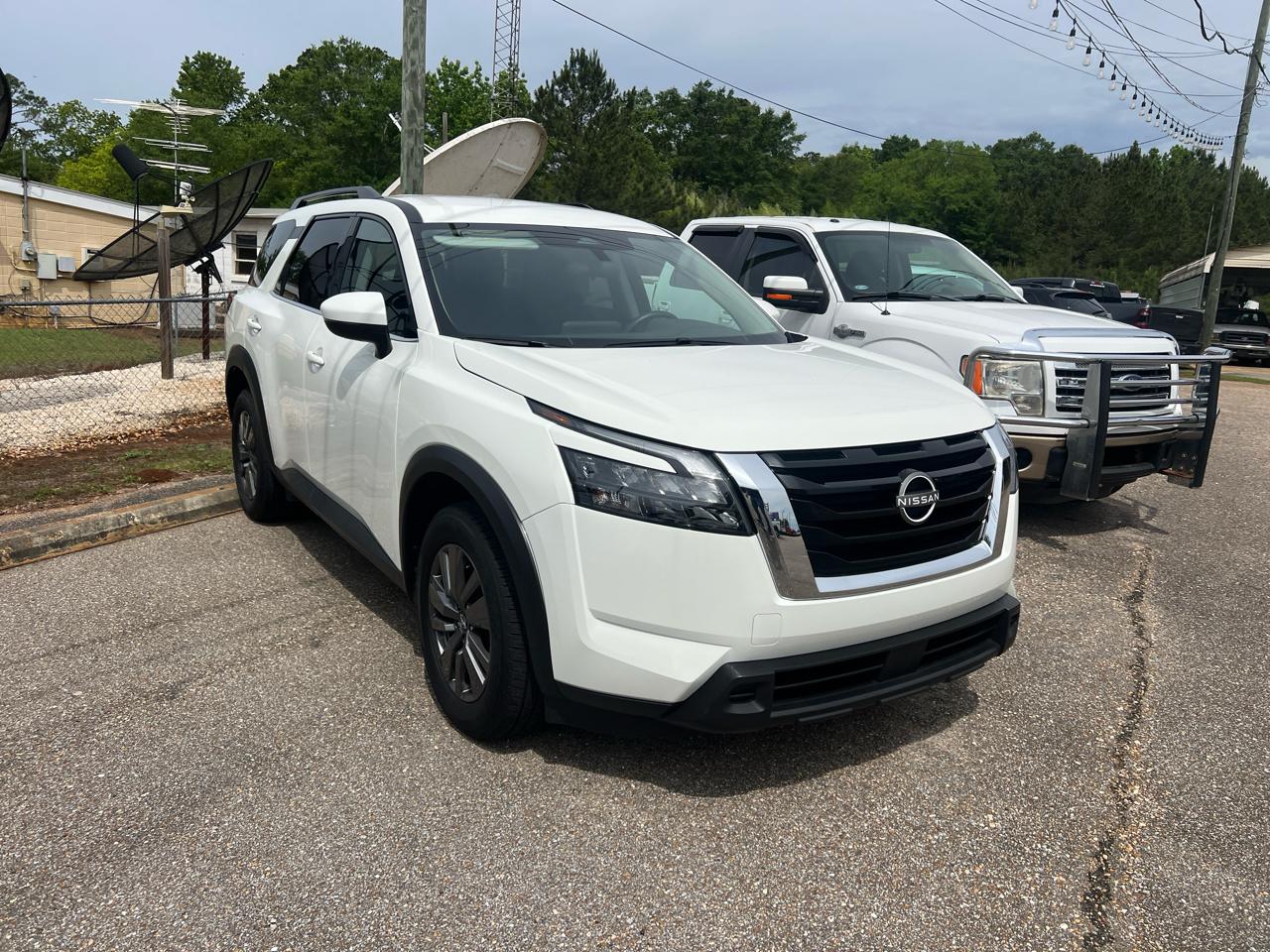 Nissan Pathfinder SV 4WD 2025