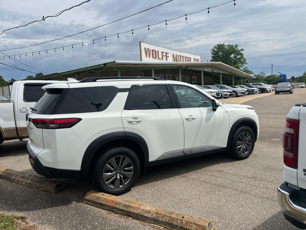 Nissan Pathfinder SV 4WD 2025