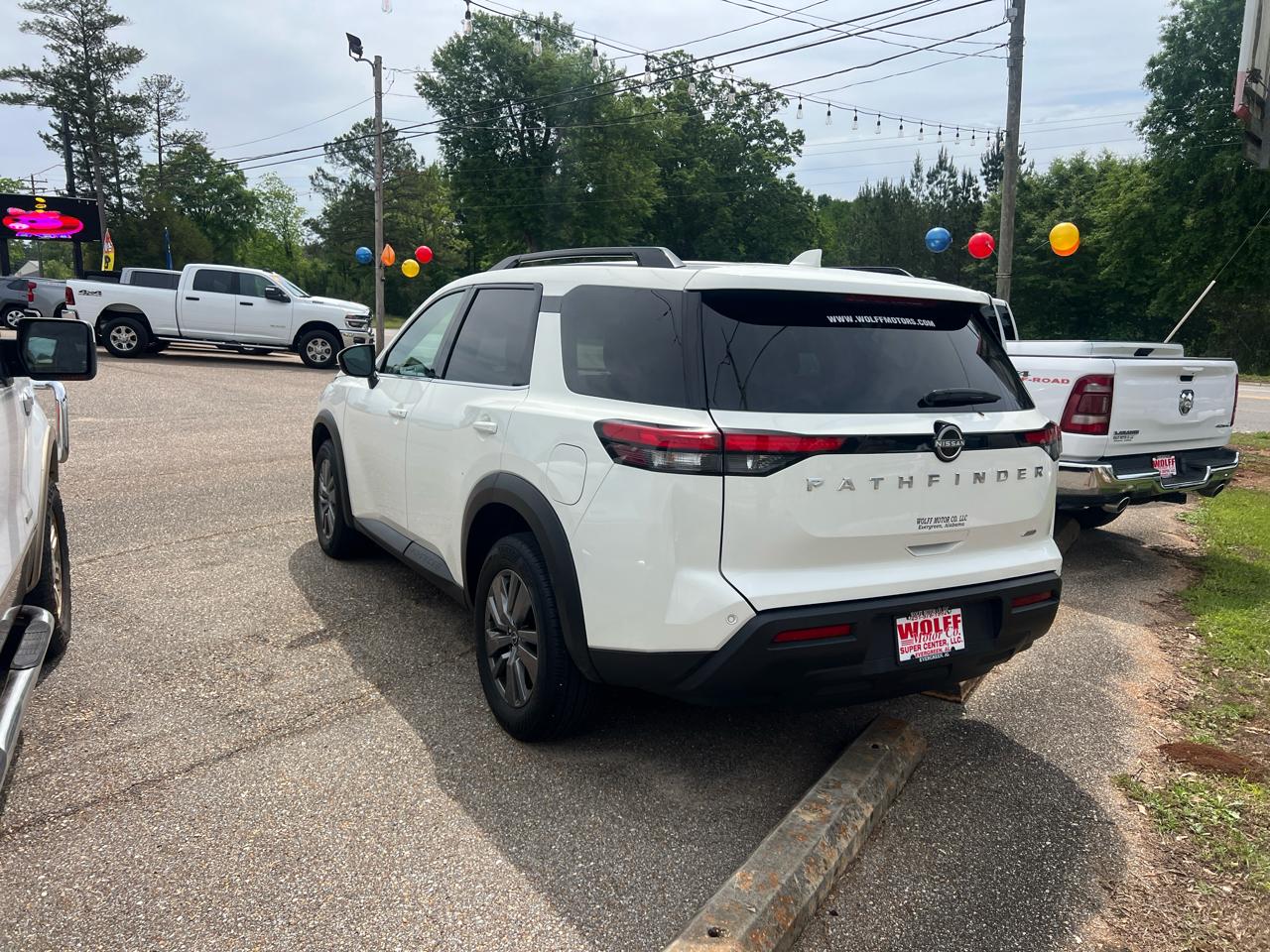Nissan Pathfinder SV 4WD 2025