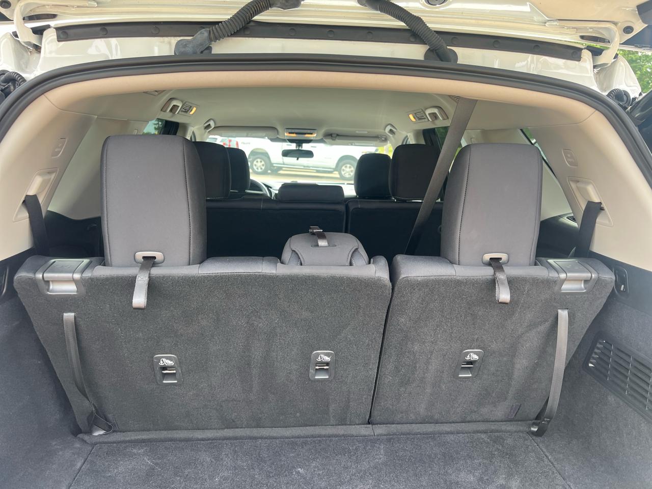 Nissan Pathfinder SV 4WD 2025