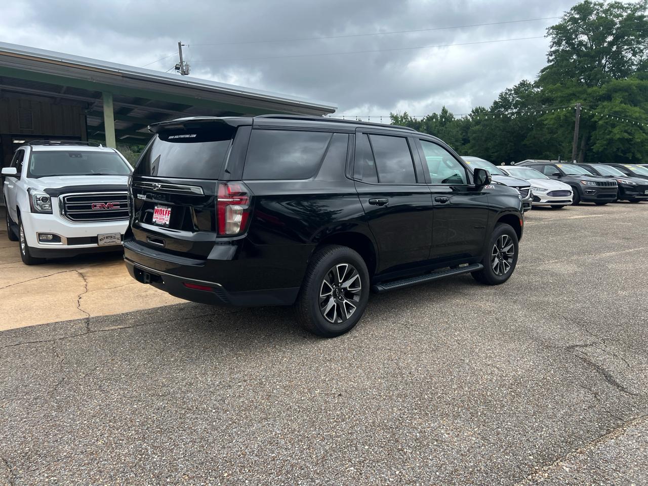 Chevrolet Tahoe 4WD 4dr Z71 2021